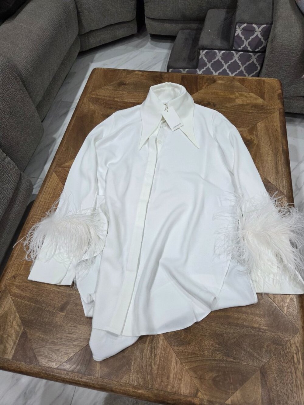16ARLINGTON Crepe feather trip top size M OVERSIZED New $1091.00